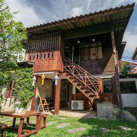 Nearthepark Backpack House Hostel Chiang Mai Luaran gambar